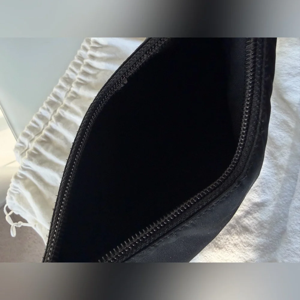 Prada Black re edition Tessuto Hobo Shoulder Bag